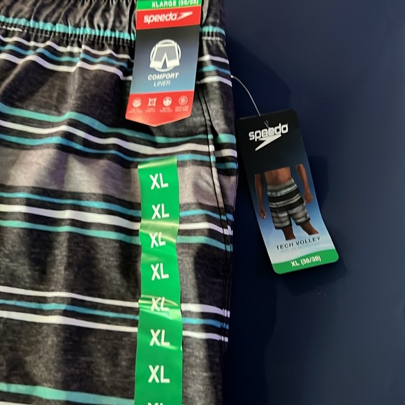 New Speedo swim trunks - Picture 2 of 6